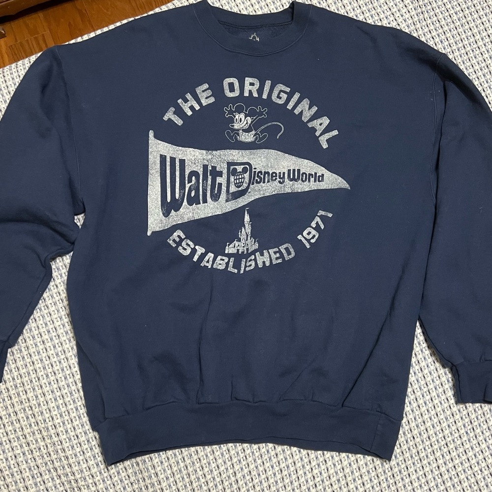 Disney crewneck
